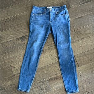 LC Lauren Conrad Blue Skinny Jeans with Classic Style
